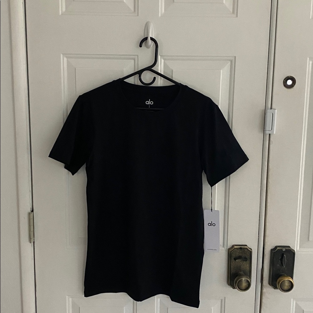 ALO Conquer Reform Crewneck Short Sleeve Tee
